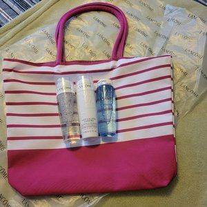 NWT - Set of Lancome Make up removers + Bag
